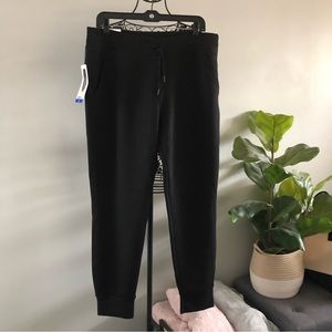 NWT 32 Degrees Heat Black Sweatpants -L